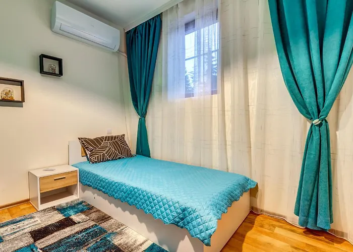 Ski-friendly Family Getaway